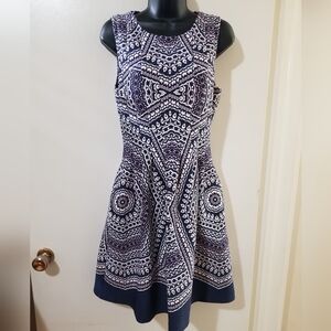 Vince Camuto Navy Fit & Flare w/ Pockets Size 6